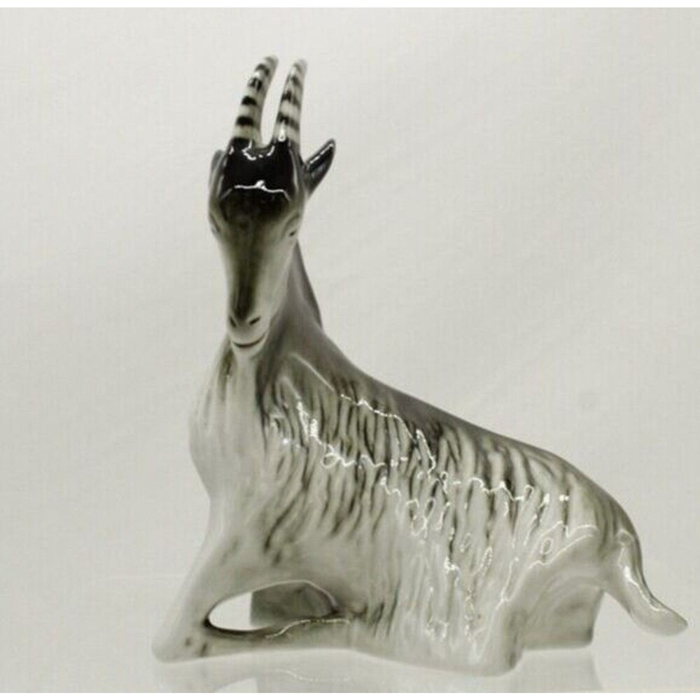 Royal Dux Bohemia Corsican Mountain Goat IBEX  MINT CONDITION Vintage